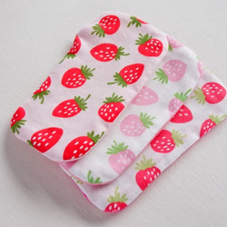 Cute Strawberry ふわふわ&やわらか８重ガーゼ ハンカチ 3枚セット♪（限定カラー使用） 5枚目の画像
