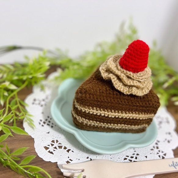 いちごケーキ あみぐるみ あみぐるみ 2段いちごケーキ - メルカリ