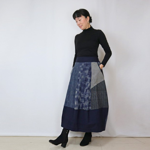 手織り綿絣、後ろ姿も可愛いパッチワークロングスカート