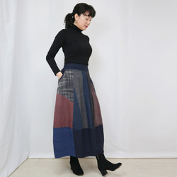 再販☆手織り綿絣、後ろ姿も可愛いパッチワークロングスカート、インディゴ、オールシーズン 3枚目の画像