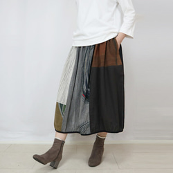 草木染め、手織り綿のパッチワークバルーンスカート、フリーサイズ， 1枚目の画像