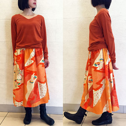 78cm丈、きものリメイクロングスカート、オレンジ、フリーサイズ 2枚目の画像