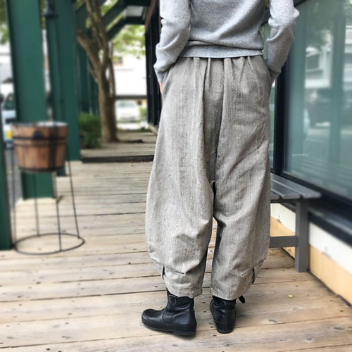 SALE☆彡M~L対応、ウール混のあったかお洒落なサルエルパンツ SALE☆彡M~L対応、ウール混のあったかお洒落なサルエルパンツ