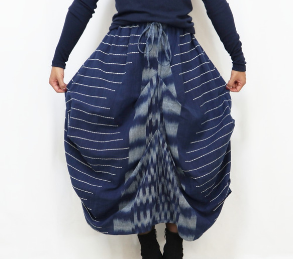 手織り綿絣の変わりロングスカート、インディゴ、オールシーズン 5枚目の画像
