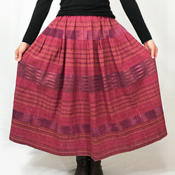 再4★手織り綿絣ロングスカート、茜（あかね）色、オールシーズン 4枚目の画像