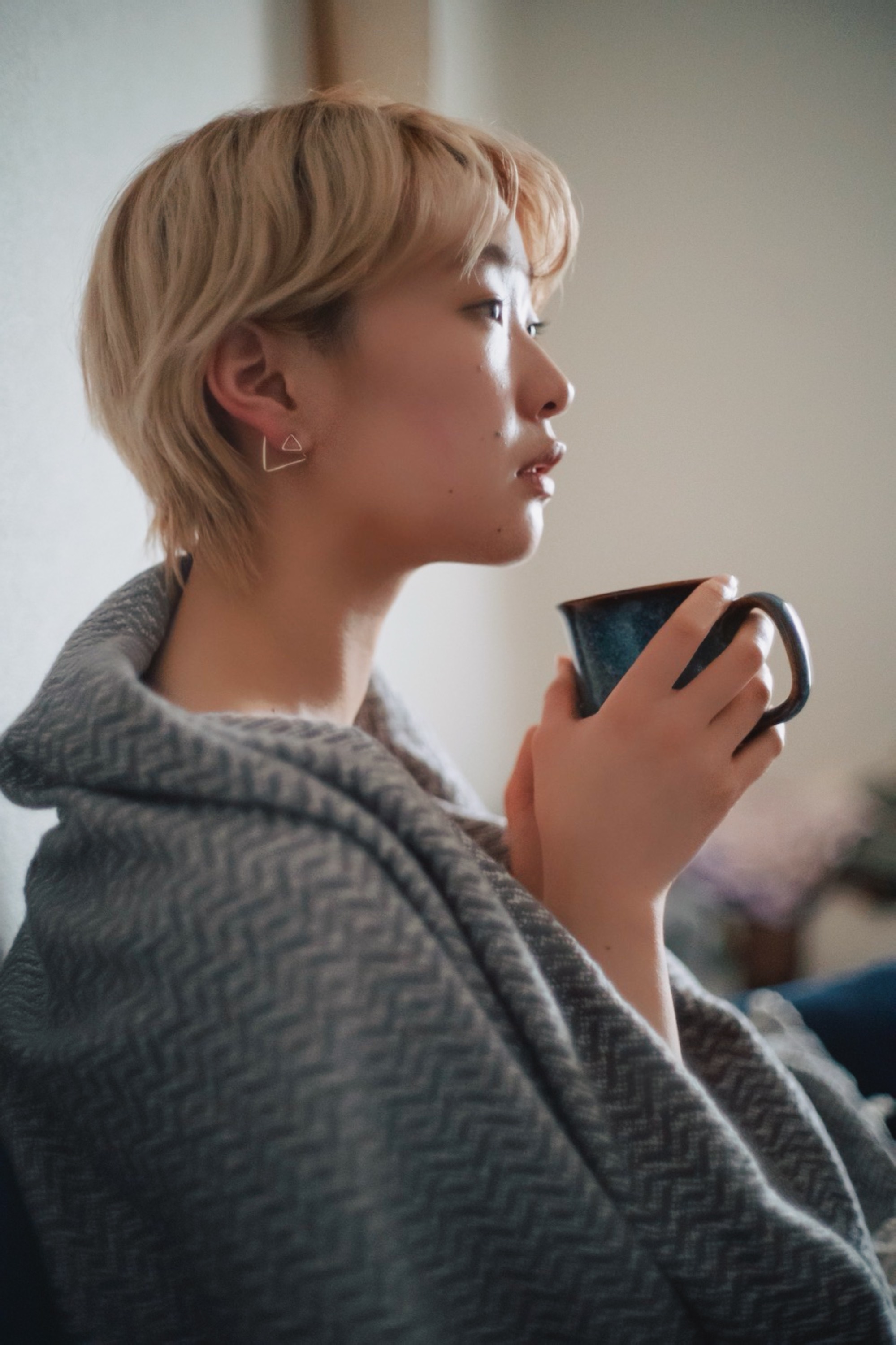 petitピアス×triangleキャッチ　ゴールド