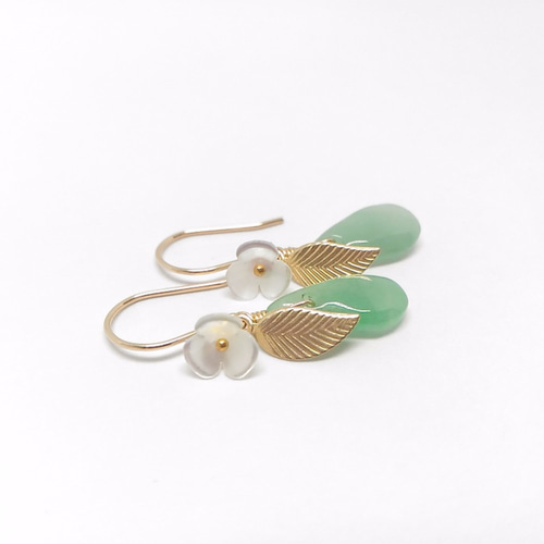 コン沢翡翠と金山谷翡翠ティアドロップピアス14kgf