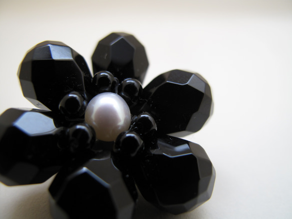 Flower Brooch ~Black~ 1枚目の画像