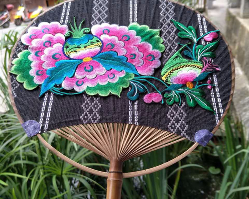 両面刺繍扇子コレクション 刺繍扇子 その他アート winter 通販 2948735｜Creema(クリーマ)