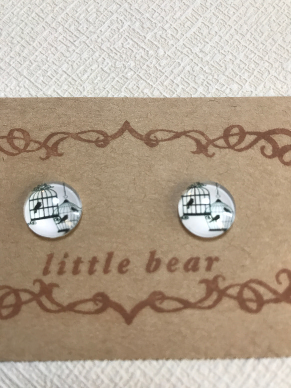 ワンポイントピアス モノトーン 鳥かご little bear 2枚目の画像