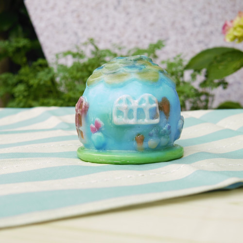 ガラス ペーパーウェイト 小さな花入れ 送料無料 中に泡ありガラス