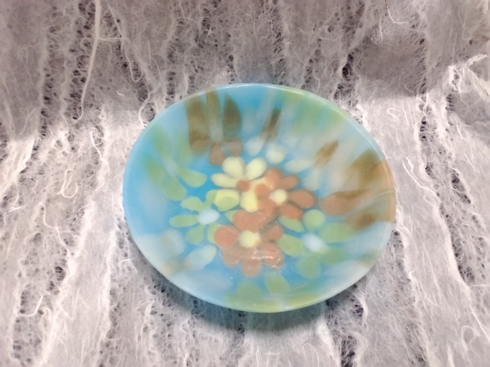 幻のガラス工芸パートドヴェール技法で制作 お花畑のような