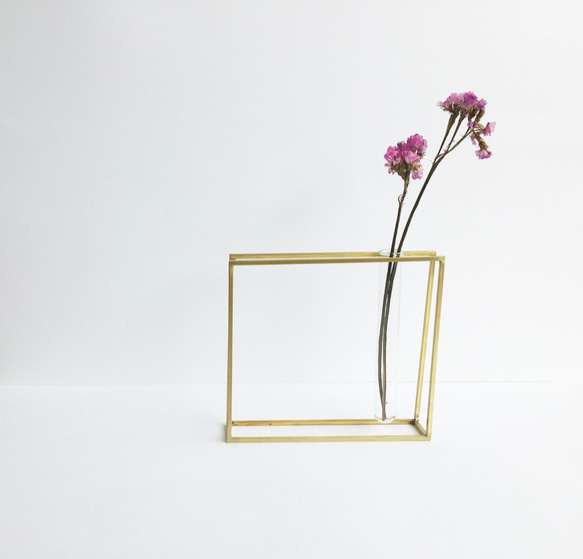 花瓶 / Brass plant holder 4枚目の画像