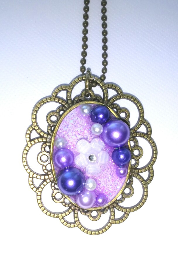 紫パールの葡萄風ネックレス 2枚目の画像