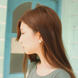 ◆hippie◆ Irised Mermaid Scale Long Chain Earring -WhiteLight 7枚目の画像