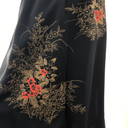 着物リメイク☆花びらと刺繍のワンピース 4枚目の画像