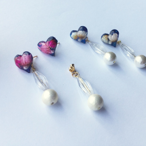 イヤリング ピアス ハンドメイド ♪ハート×ドライフラワー 私のファンシー手作り*ハートドライフラワーイヤリングの耳/耳の