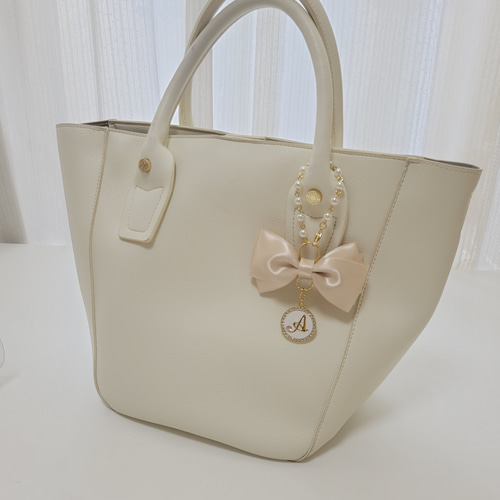 リニューアル‪‪❤︎‬ オーダーメイド♡ リボンイニシャルバッグ‬