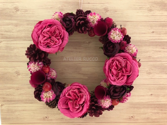 リース＊冬ピンクのリース・直径約27㎝ アートフラワー ATELIER