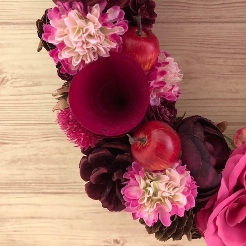 リース＊冬ピンクのリース・直径約27㎝ アートフラワー ATELIER