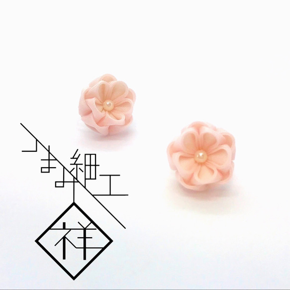 桜の耳飾り(小) 2枚目の画像