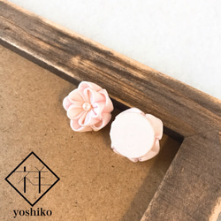 【オーダーメイド】八重桜の耳飾り【受注生産】 3枚目の画像