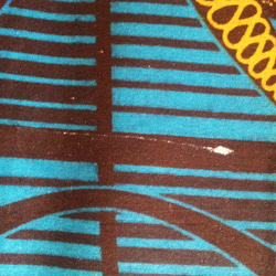 【送料無料】アフリカ布　チテンジ/キテンゲ　マラウィ産　89cm×109cm (bluefish) 8枚目の画像