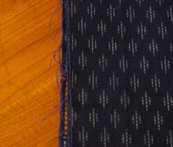 【送料無料】ラオスの織物 手織り布　藍染め 綿　89cm×115cm 7枚目の画像