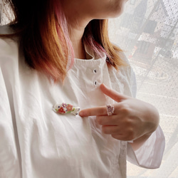 お魚 令和のお花 レリーフ陶器ブローチ/桜 菫 梅 さかな 6枚目の画像