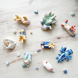 陶器の鉱石ウミウシちゃん ベニヤカタガイ/ 陶磁器 置物 デスク ペーパーウェイト 海の宝石 6枚目の画像