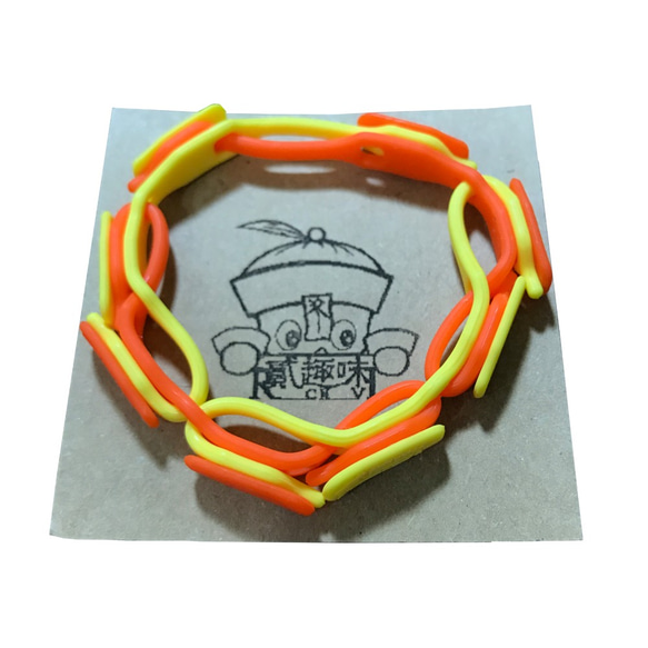 《戲手環》黃橘款【矽膠材質】(商品價格含台灣國內運費) 第2張的照片