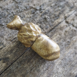 手刻木彫橡果。橡實 Acorn (黃金樟) - 木彫り woodcarving 古鳴木刻工作室 第4張的照片