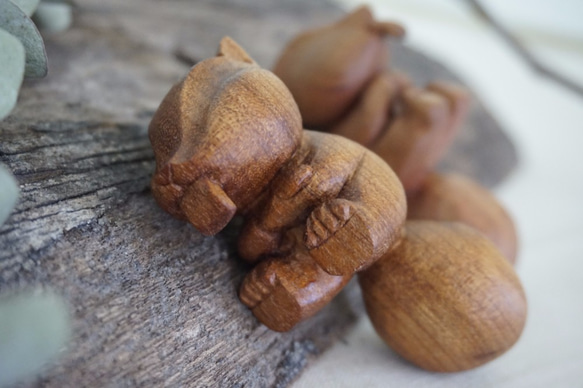 木彫 杯緣小松鼠 (樟木) - 木彫り woodcarving 古鳴木刻工作室 第4張的照片