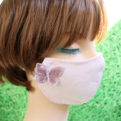 蝶モチーフのマスク（薄桃）〜肌色が美しく（ブルベ向き）【再販リクエスト可】 3枚目の画像