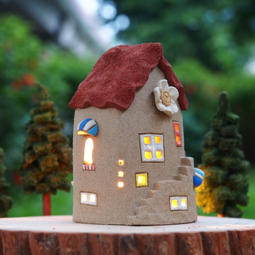 ライトハウス]ライト陶器 - かわいい家/陶芸の家/木なしの手作り木