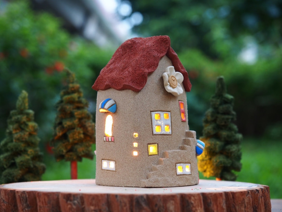 ライトハウス]ライト陶器 - かわいい家/陶芸の家/木なしの手作り木