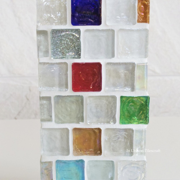 透き通ったカラフルカラー ガラスモザイクタイルの花器　フラワーベース【受注制作】 6枚目の画像