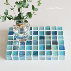 天藍色閃粉玻璃馬賽克瓷磚展示托盤（裝飾架/小物品架）中號【定制】 第1張的照片