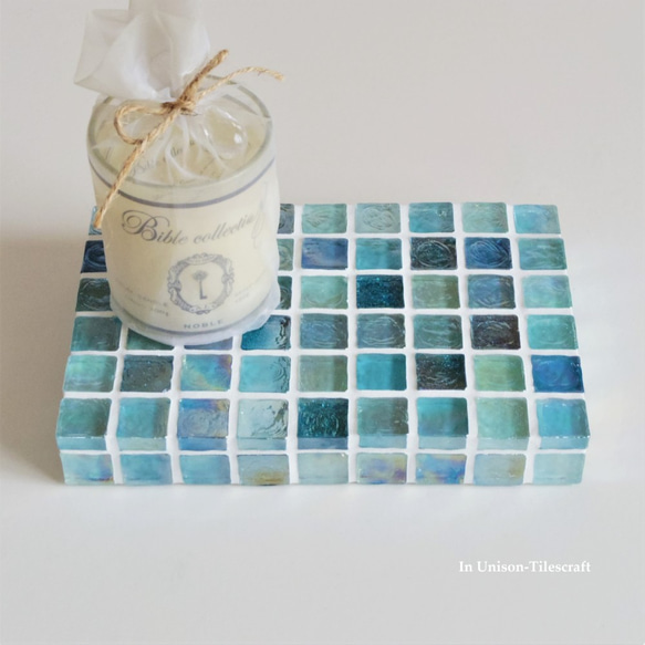 天藍色閃粉玻璃馬賽克瓷磚展示托盤（裝飾架/小物品架）中號【定制】 第8張的照片
