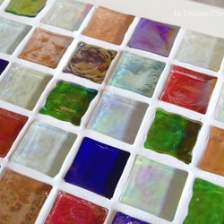 【R様オーダー品】カラフルMix　ガラスモザイクタイルのディスプレイトレイ（小物置き） 中サイズ 4枚目の画像