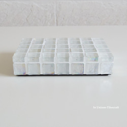 特集掲載☆透き通ったクリアカラー ガラスモザイクタイルのディスプレイトレイ mini (小物置き）【受注制作】 4枚目の画像