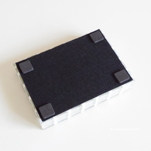 特集掲載☆透き通ったクリアカラー ガラスモザイクタイルのディスプレイトレイ mini (小物置き）【受注制作】 6枚目の画像