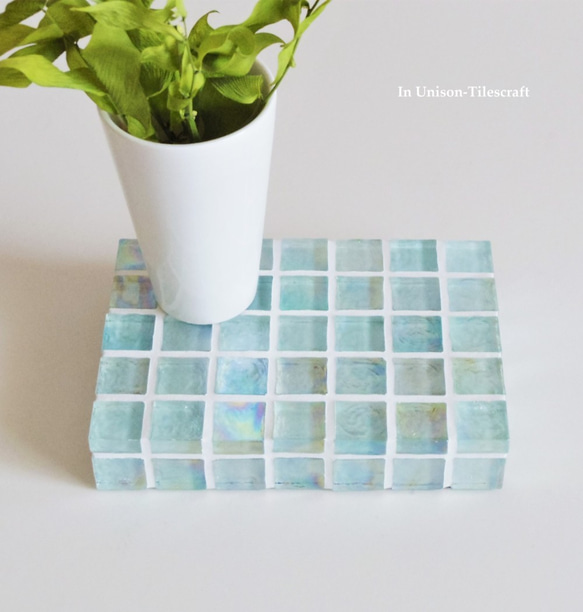 タイル　タイルトレー　小物入れ　アクセサリー　モザイクタイル　ガラス　カトラリー 楽天市場】トレイ モザイクタイル ガラス タイル Sサイズ 約 W