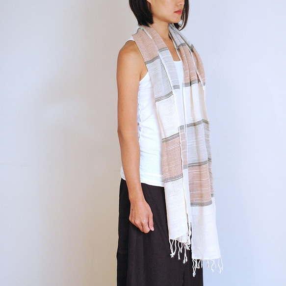 コットン手織りスカーフ - ホワイト 2枚目の画像