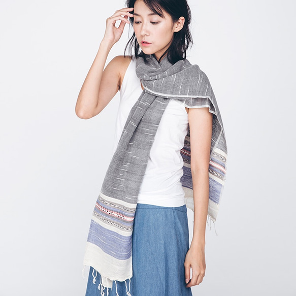 Handwoven cotton scarf - naural dye - Blue & Gray 3枚目の画像