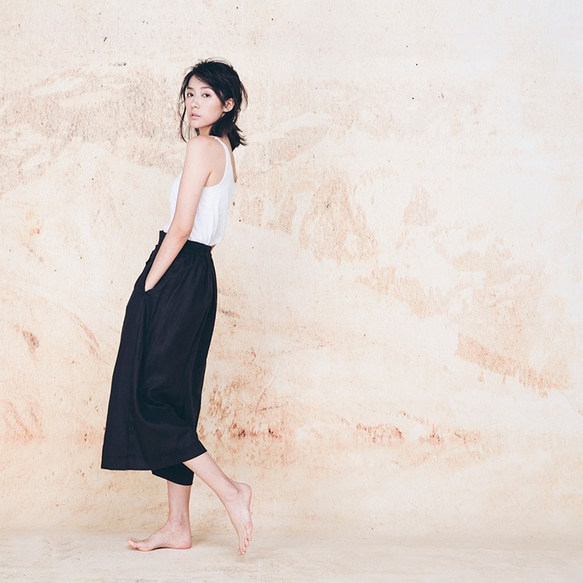 手工棉麻低襠褲裙-黑 Handmade drop-crotch culottes - Black 第2張的照片