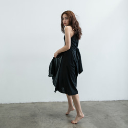 羅馬洋裝 - 黑 Back halter midi dress - Black 第3張的照片