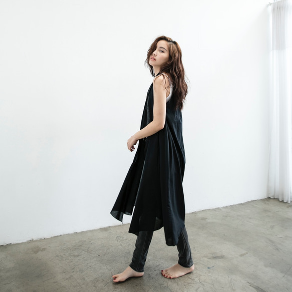 羅馬洋裝 - 黑 Back halter midi dress - Black 第4張的照片