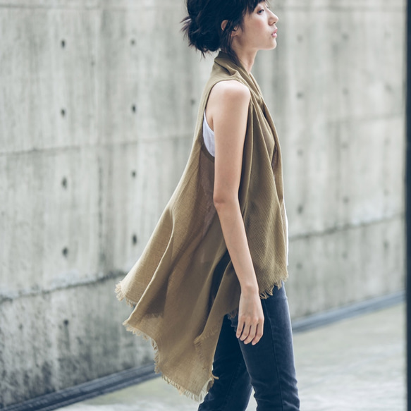 多穿法背心罩衫 - 卡其 Multiwear kimono vest - Khaki 第1張的照片