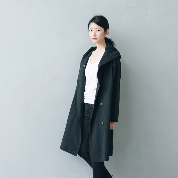 復古赫本大衣 - 黑 Hooded Raglan Coat - Black 第2張的照片